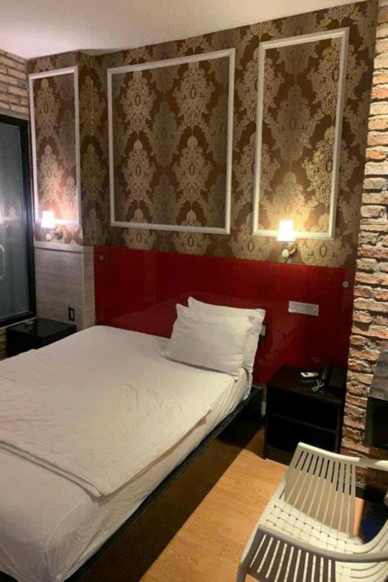 Gia Huyen Hotel โฮจิมินห์ซิตี้ ภายนอก รูปภาพ