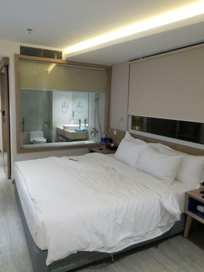 Gia Huyen Hotel โฮจิมินห์ซิตี้ ภายนอก รูปภาพ
