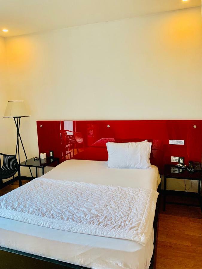 Gia Huyen Hotel โฮจิมินห์ซิตี้ ภายนอก รูปภาพ